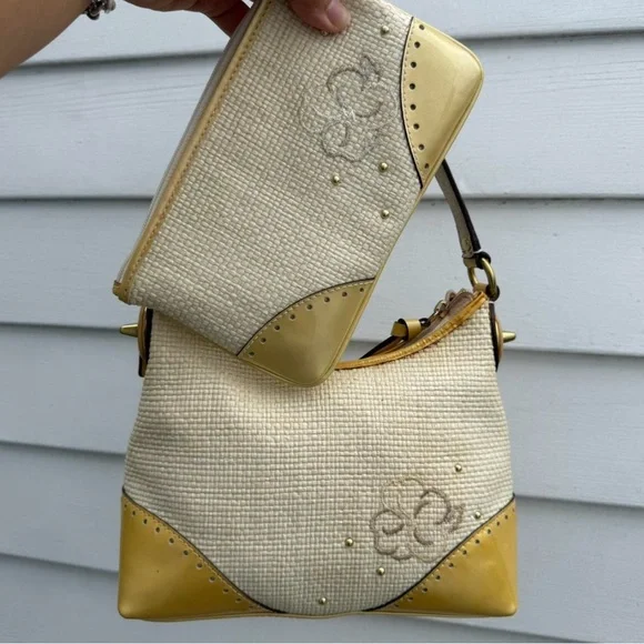 Vintage Coach Purse with matching wristlet | - Picture 4 of 16